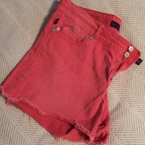 CUTE cutoff shorts in coral